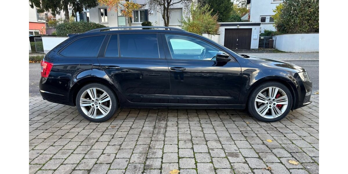 Skoda Octavia 2.0 TDI DSG Combi RS 298.000 km 7.500 &euro; Neckarsulm 74172