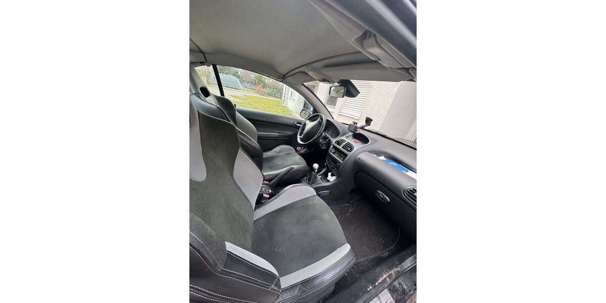 Peugeot 206 178.000 km 1.200 &euro; Heilbronn 74226