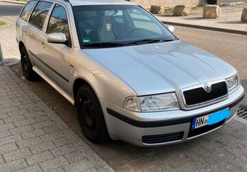 Skoda Octavia 138.000 km 4.999 &euro; Heilbronn 74078