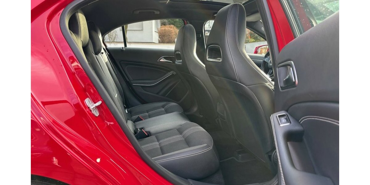 Mercedes-Benz A 180 BlueEfficiency 155.500 km 11.990 &euro; Neckarsulm 74172