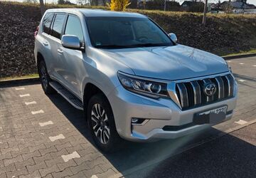 Toyota Land Cruiser 27.500 km 61.500 &euro; Bönnigheim 74357
