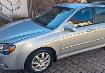 Kia Cerato 97.600 km 1.999 &euro; Untergruppenbach 74199