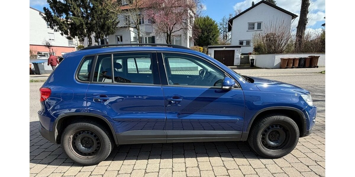 VW Tiguan 2.0 TDI DSG 4Motion 1. Hand AHK 172.000 km 8.990 &euro; Neckarsulm 74172