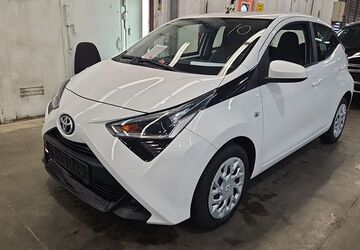 Toyota Aygo (X) 58.560 km 10.990 &euro; Bretten 75015