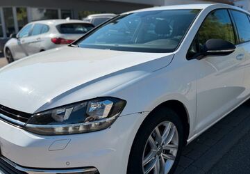 VW Golf 140.000 km 11.900 &euro; Neckarsulm 74172
