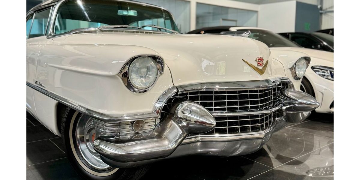 Cadillac Deville 24.000 km 49.799 &euro; Niefern Öschelbronn 75223