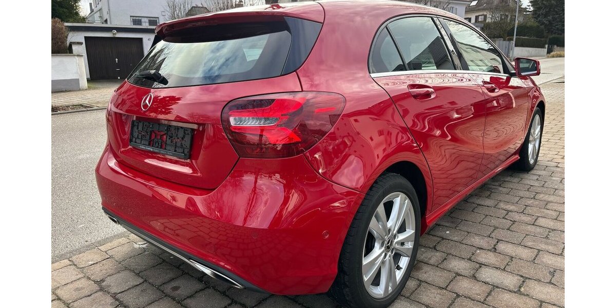 Mercedes-Benz A 180 BlueEfficiency 155.500 km 11.990 &euro; Neckarsulm 74172