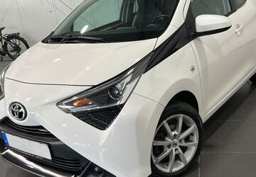 Toyota Aygo (X) 65.000 km 13.995 &euro; Bretten 75015