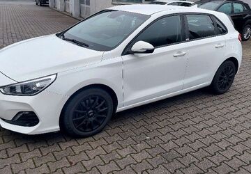 Hyundai i30 183.000 km 9.900 &euro; Mosbach 74821