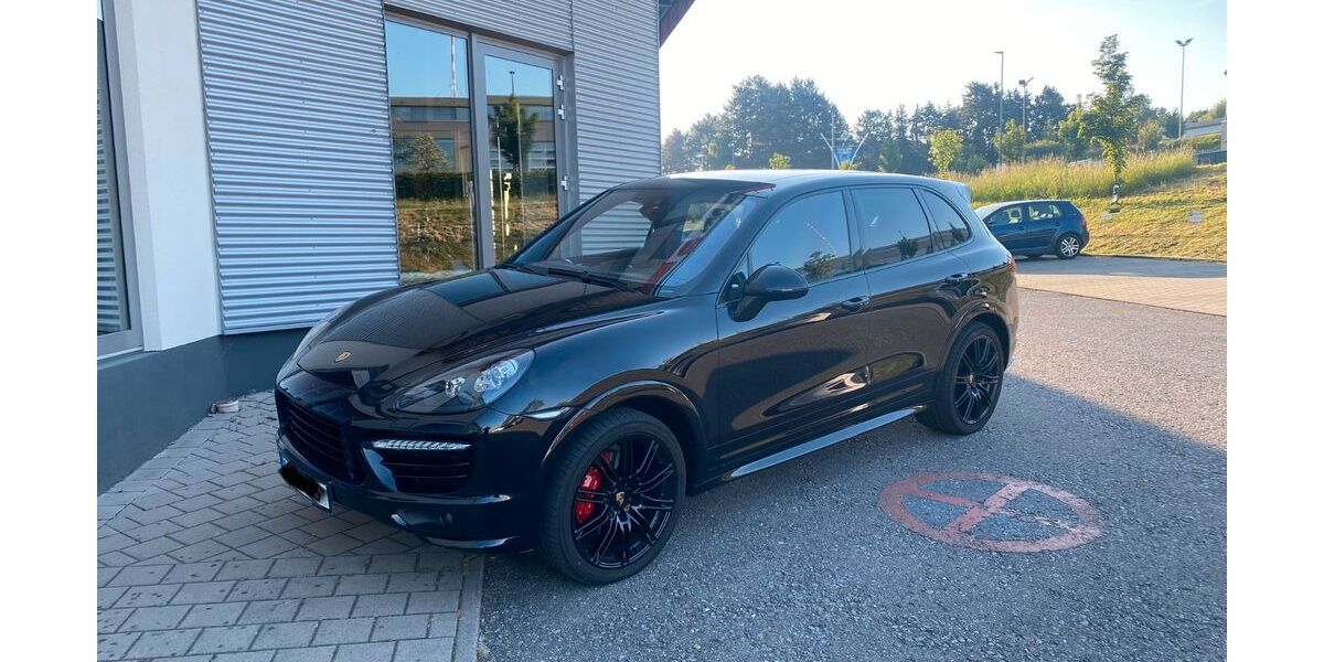Porsche Cayenne 79.000 km 48.400 &euro; Ötisheim 75443