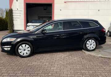 Ford Mondeo 215.414 km 5.490 &euro; Erlenbach 74235