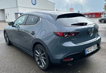 Mazda 3 122.000 km 15.400 &euro; Zuzenhausen 74939