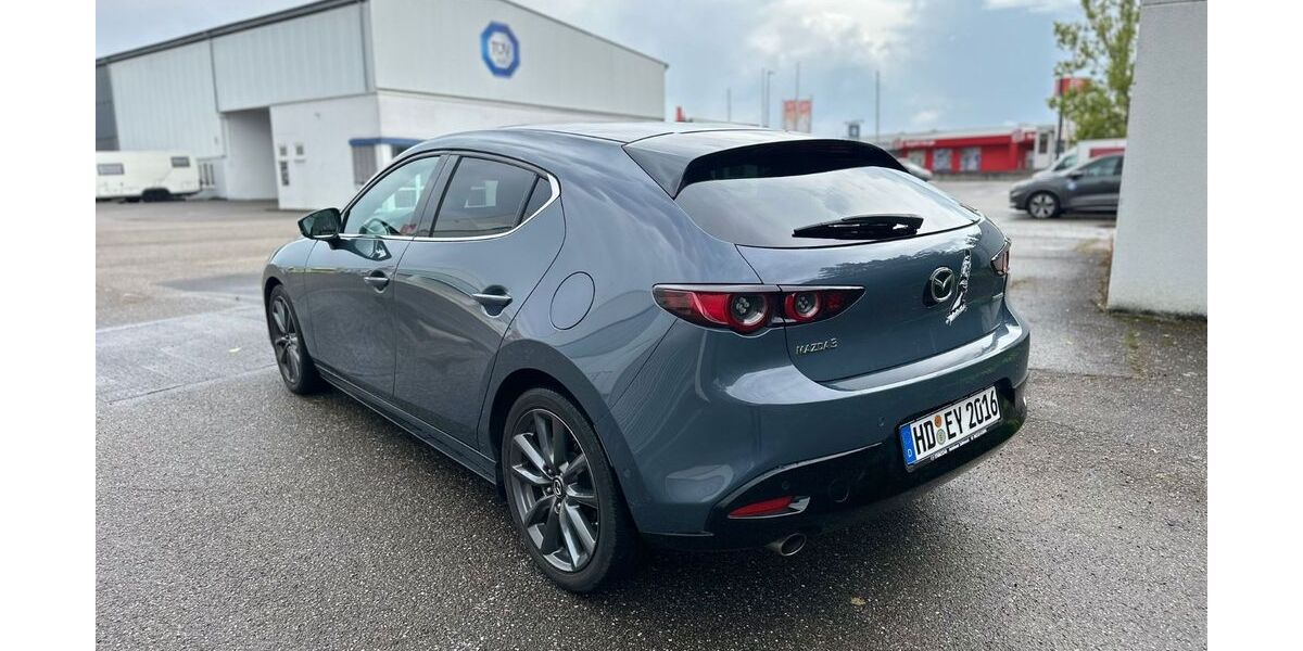 Mazda 3 122.000 km 15.400 &euro; Zuzenhausen 74939