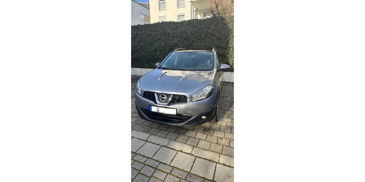 Nissan Qashqai 150.200 km 5.900 &euro; Bietigheim-Bissingen 74321