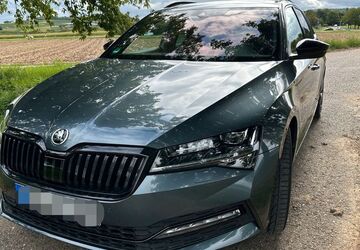 Skoda Superb 51.600 km 27.900 &euro; Talheim 74388