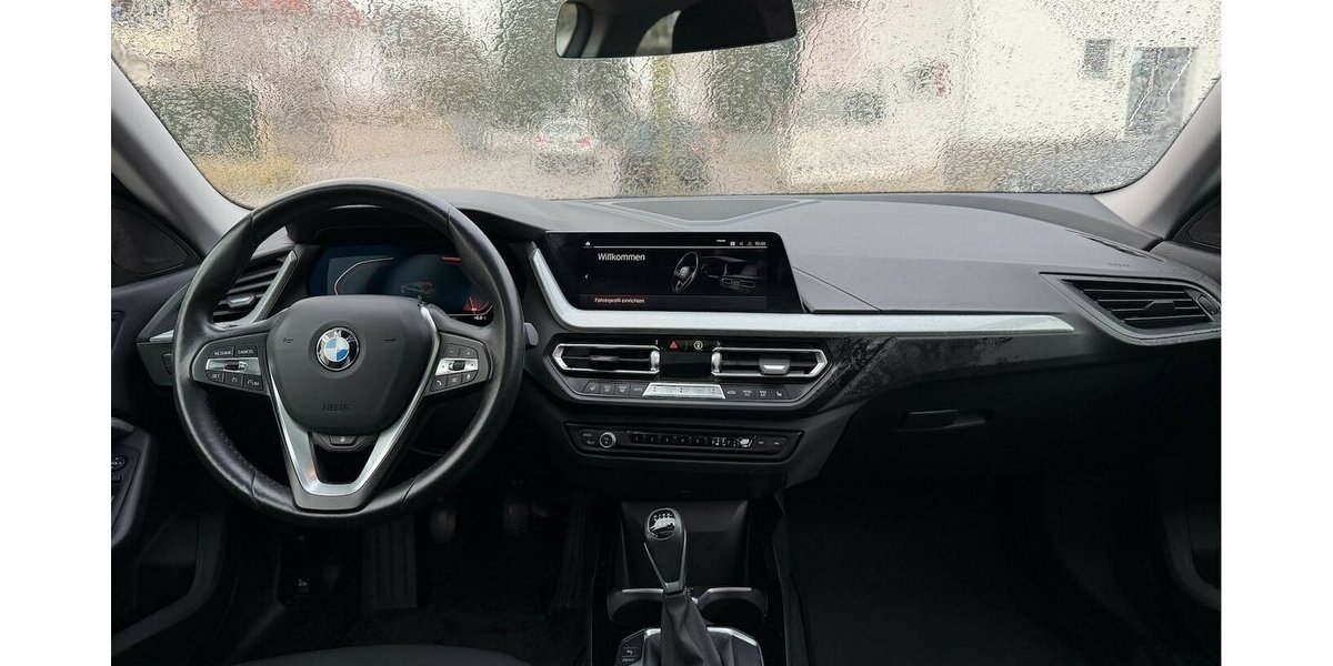 BMW 218 Gran Coupe d Advantage Panorama Navi 200.000 km 16.490 &euro; Neckarsulm 74172