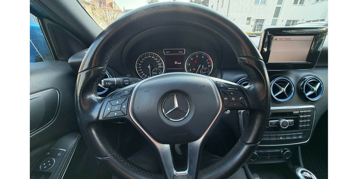 Mercedes-Benz A 180 BlueEFFICIENCY Style Navi 150.000 km 7.490 &euro; Neckarsulm 74172