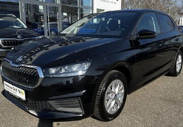 Skoda Fabia 27.750 km 18.990 &euro; Bruchsal 76646