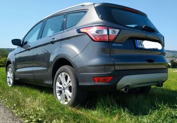 Ford Kuga 17.600 km 18.900 &euro; Mühlacker 75417