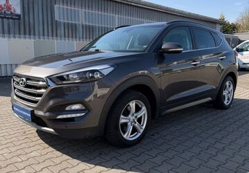 Hyundai TUCSON 165.000 km 13.999 &euro; Oedheim 74229