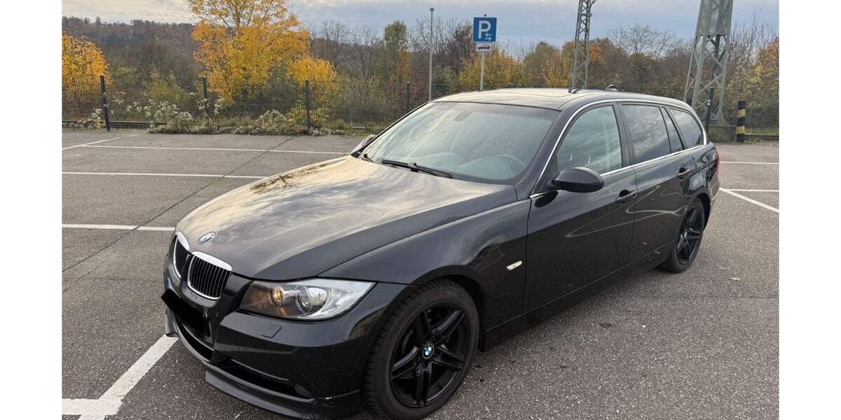 BMW 330 31.700 km 5.899 &euro; Bad Friedrichshall 74177
