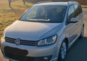 VW Touran 153.000 km 8.300 &euro; Hüffenhardt 74928