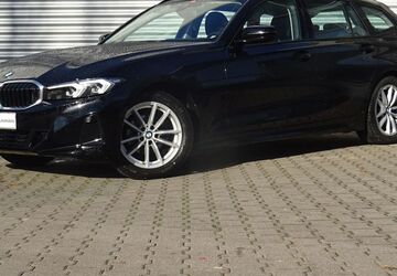 BMW 318 32.611 km 26.555 &euro; Bietigheim-Bissingen 74321