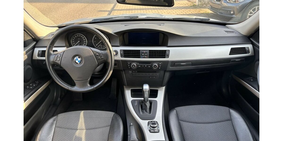 BMW 320i 167.000 km 5.990 &euro; Neckarsulm 74172
