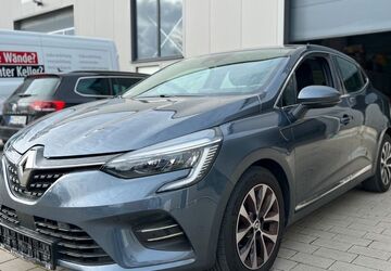 Renault Clio 71.374 km 11.478 &euro; Neckarsulm 74172