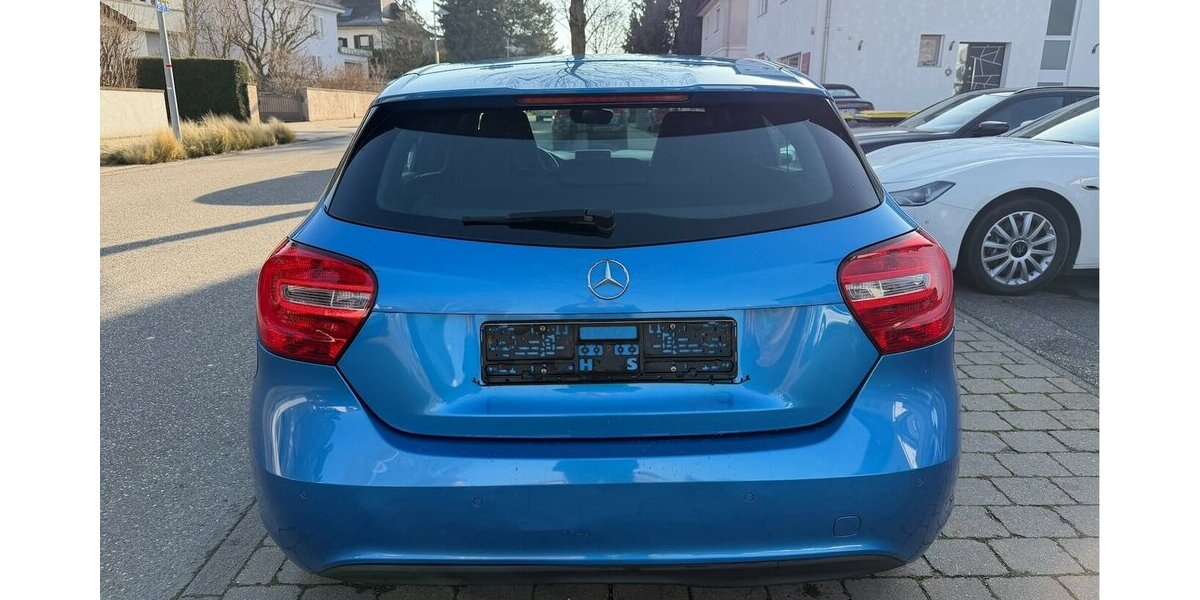 Mercedes-Benz A 180 BlueEFFICIENCY Style Navi 150.000 km 7.490 &euro; Neckarsulm 74172