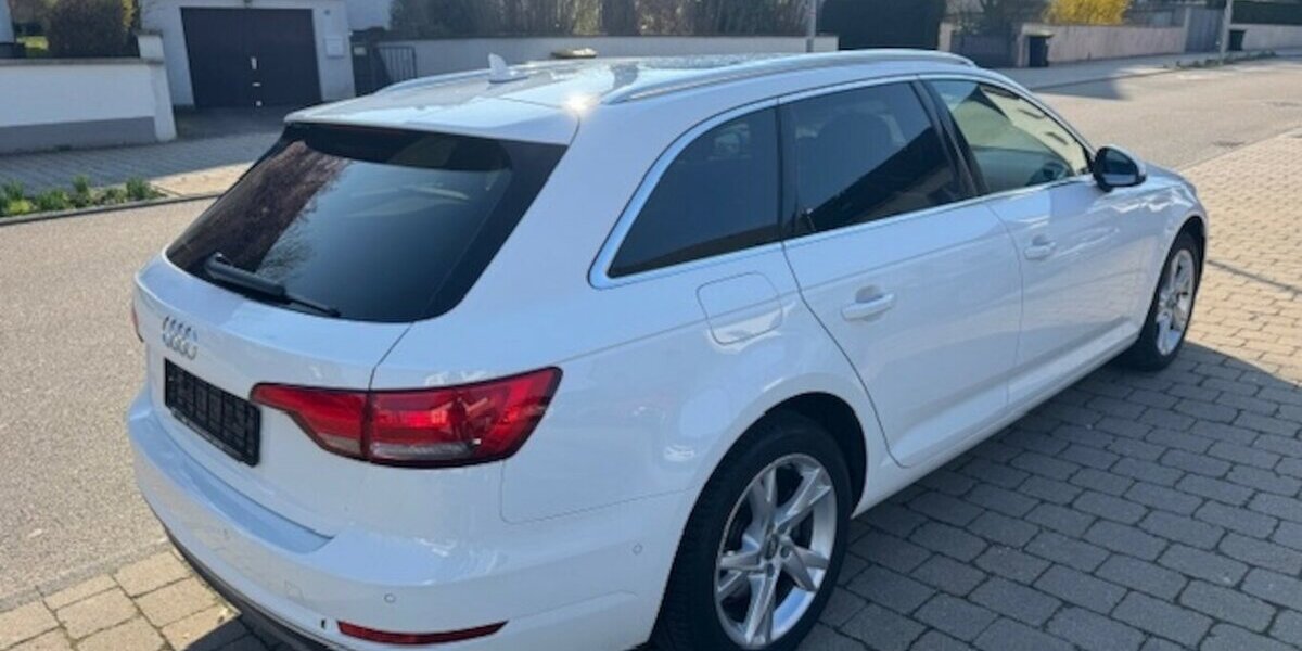Audi A4 2.0 g-tron sport s-tronic Erdgas 154.836 km 12.990 &euro; Neckarsulm 74172