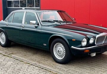 Jaguar XJ12 62.500 km 29.900 &euro; Karlsdorf 76689