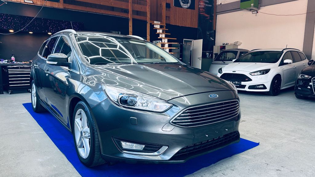 Ford Focus 126.000 km 10.450 &euro; Bruchsal OT Untergrombach 76646