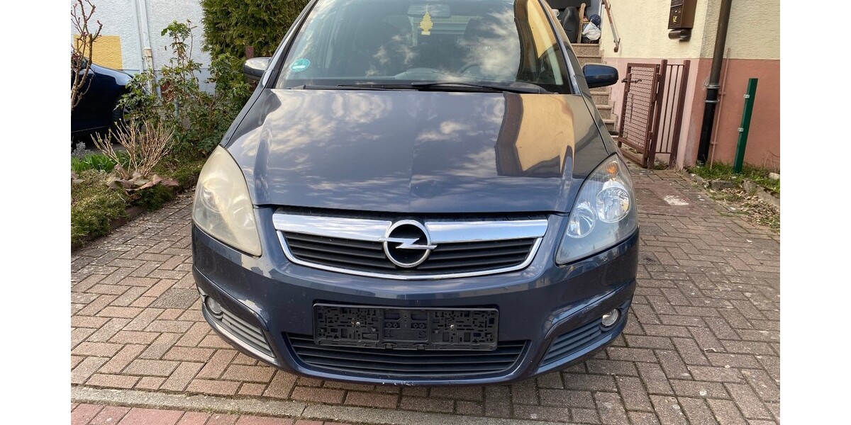 Opel Zafira B 240.607 km 1.250 &euro; Mauer 69256