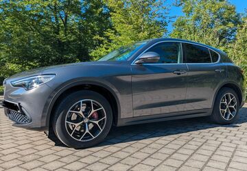 Alfa Romeo Stelvio 126.500 km 19.900 &euro; Bruchsal 76646