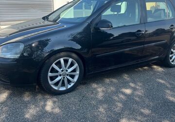 VW Golf 235.142 km 2.610 &euro; Vaihingen/Enz 71665
